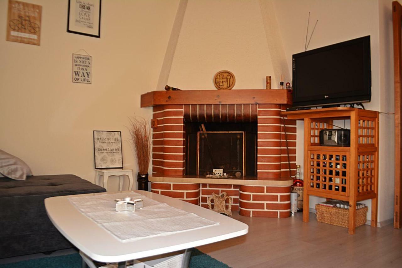 Cosy Sunset Apartment Omiš Dış mekan fotoğraf