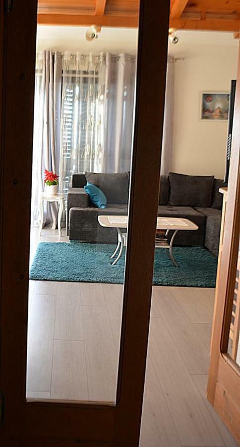 Cosy Sunset Apartment Omiš Dış mekan fotoğraf
